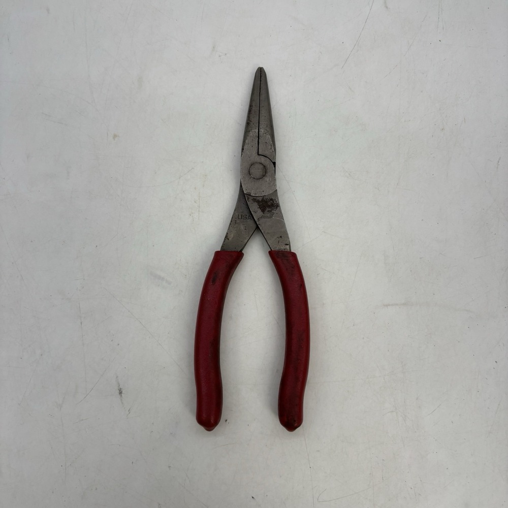 LAOA LA320112 Adjustable Crescent Wrench & Snap On 96ACF Needle Nose Pliers Used
